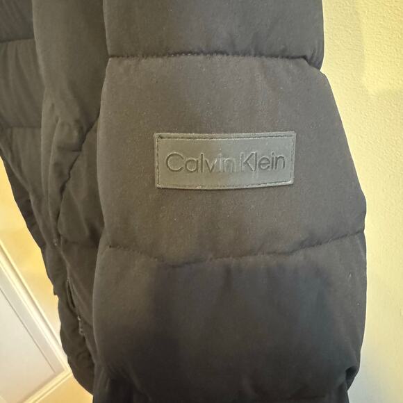 Calvin Klein Women’s Black Faux Sherpa Puffer Size Large NWOT - Picture 10 of 10